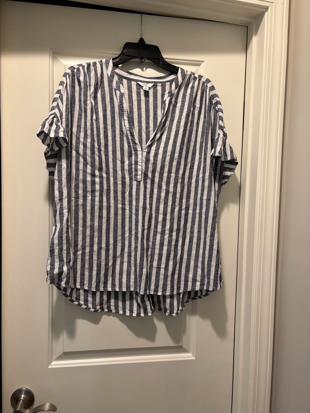 Wonderly. Striped Split-Neck Short Sleeve Top - Navy & White